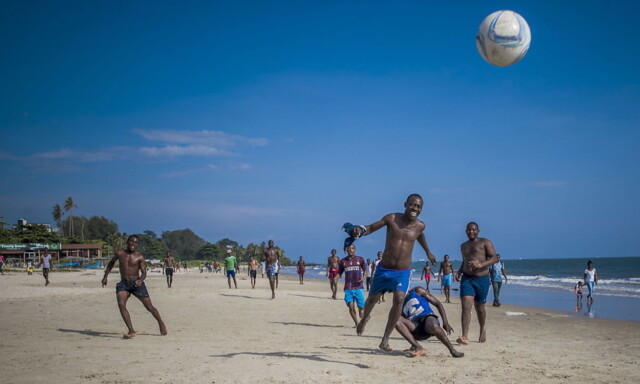 image: Da norsk fotball oppdaget Afrika, endret det alt: - Jeg kunne si: «Han der er god. Hvor mye koster han?»